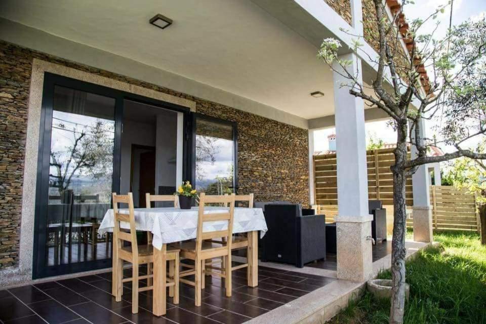 Casas Do Paco - Casas De Ferias Кабесейраш-ді-Башту Екстер'єр фото
